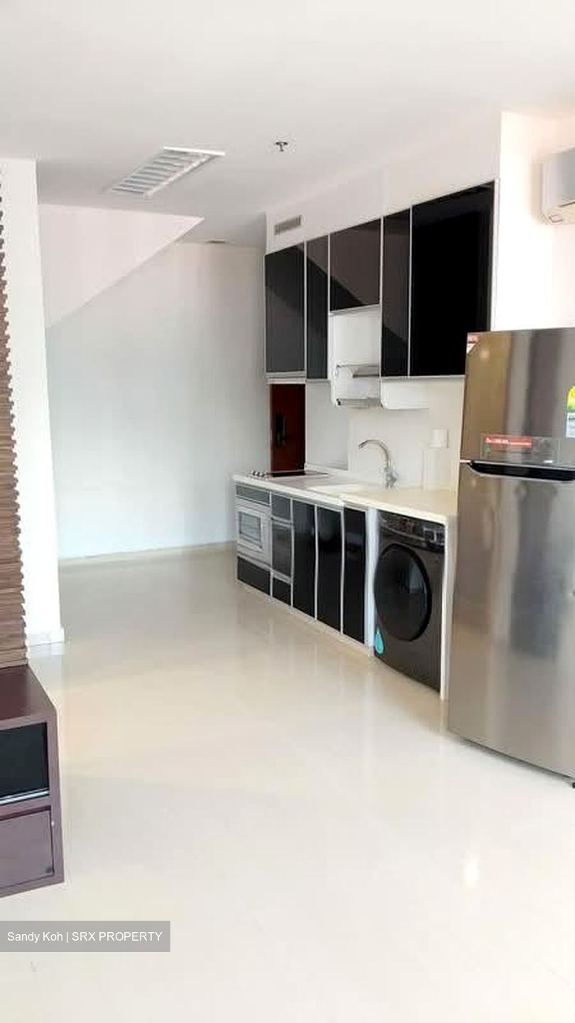 East Coast Road (D15), Apartment #568875111